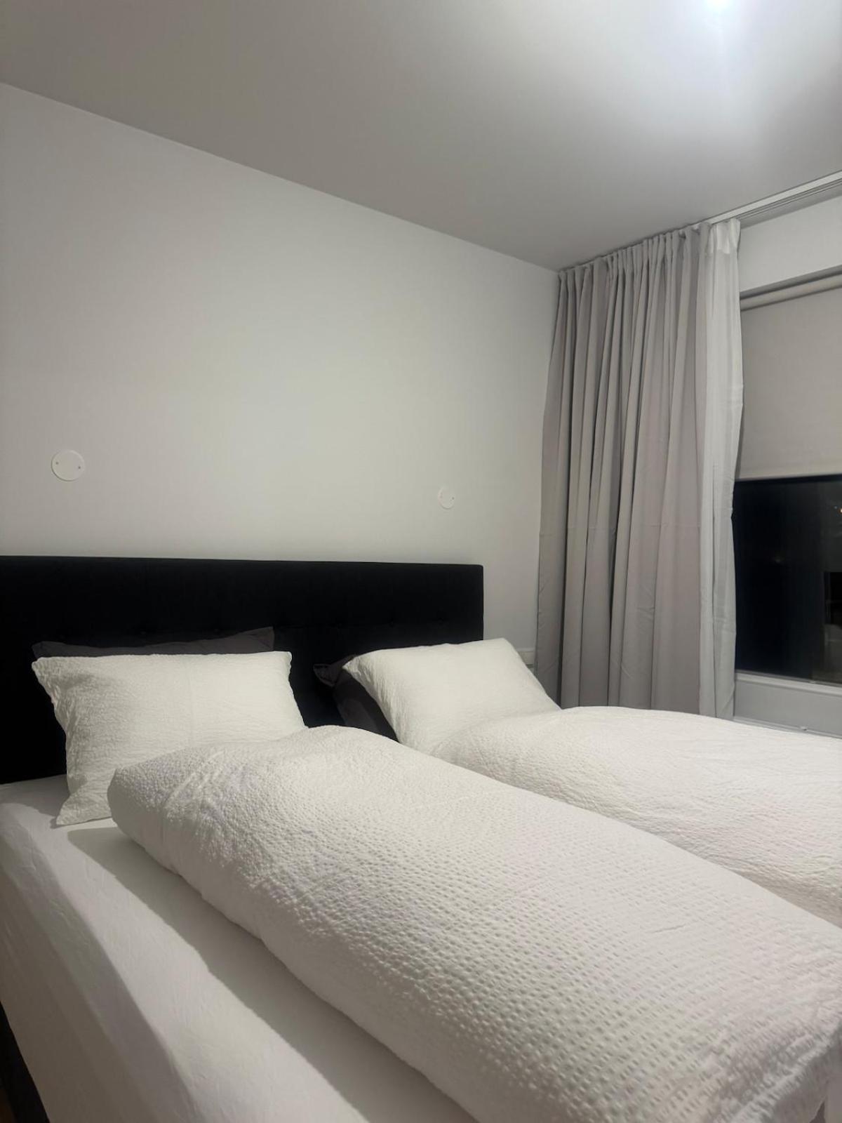 Minimalistic, Flat, Kopavogur Apartment *